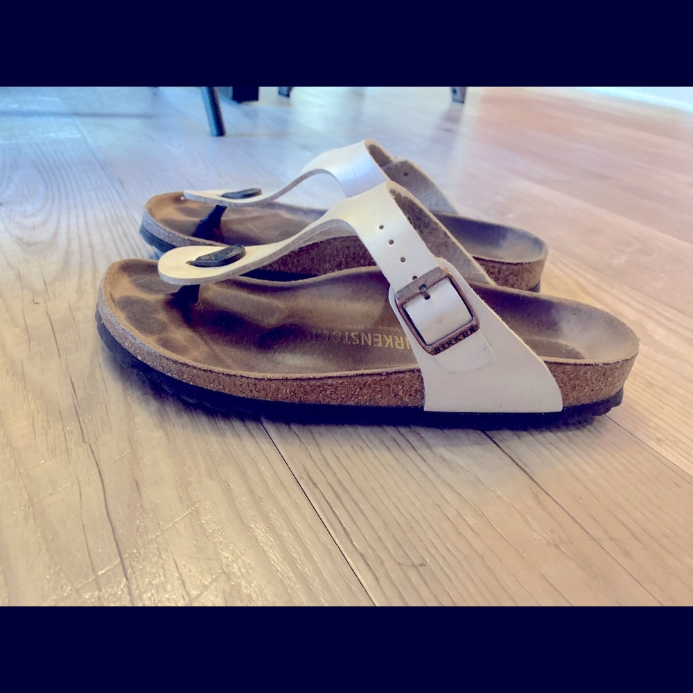 Birkenstock sandals 🌸